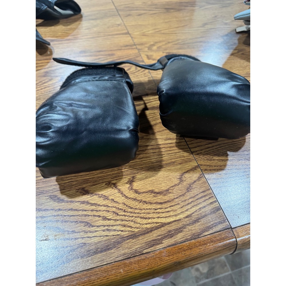 Black Synthetic Leather Boxing Gloves Training Sparring Hook & Loop youth size
